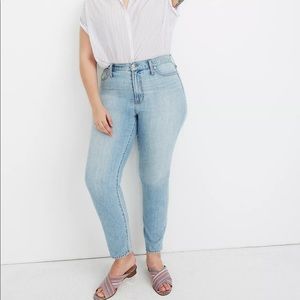 Madewell the curvy perfect vintage jean